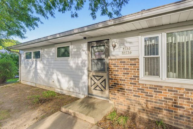 W160N9756 Colonial DRIVE, Germantown, WI 53022