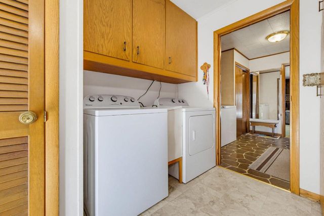 W160N9756 Colonial DRIVE, Germantown, WI 53022
