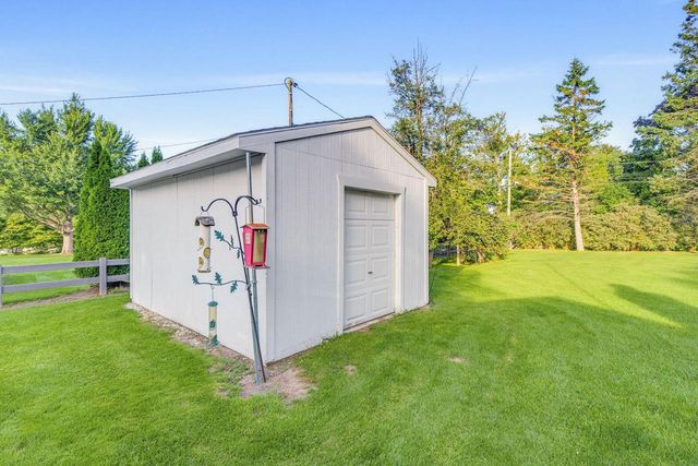 W160N9756 Colonial DRIVE, Germantown, WI 53022