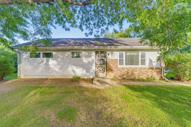 W160N9756 Colonial DRIVE, Germantown, WI 53022