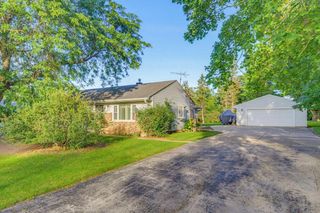 W160N9756 Colonial DRIVE, Germantown, WI 53022