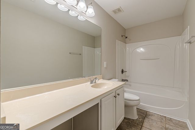4310 Alysheba Drive, Fairburn, GA 30213
