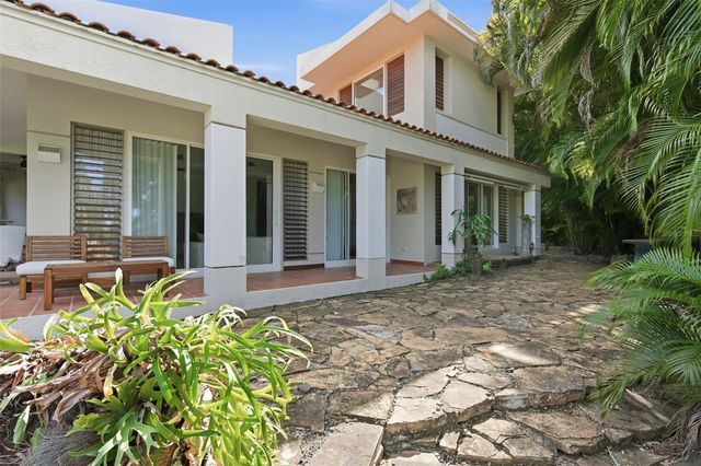 13 FAIRWAYS VILLAS, Dorado, PR 00646