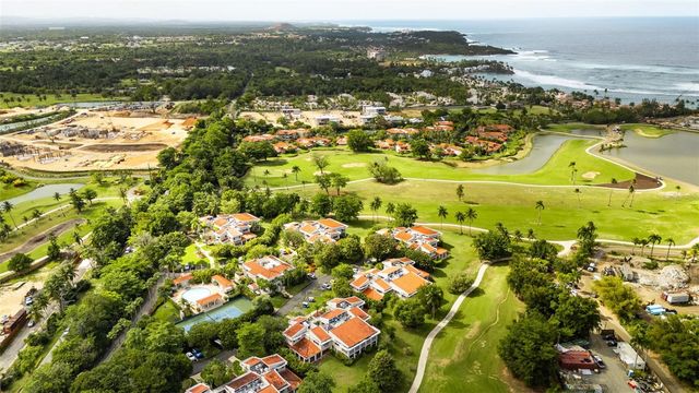 13 FAIRWAYS VILLAS, Dorado, PR 00646