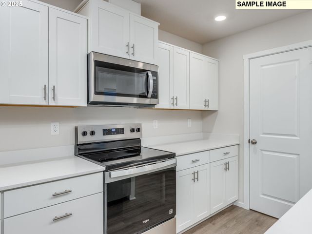 17745 Se QUARRY Dr, Vancouver, WA 98683