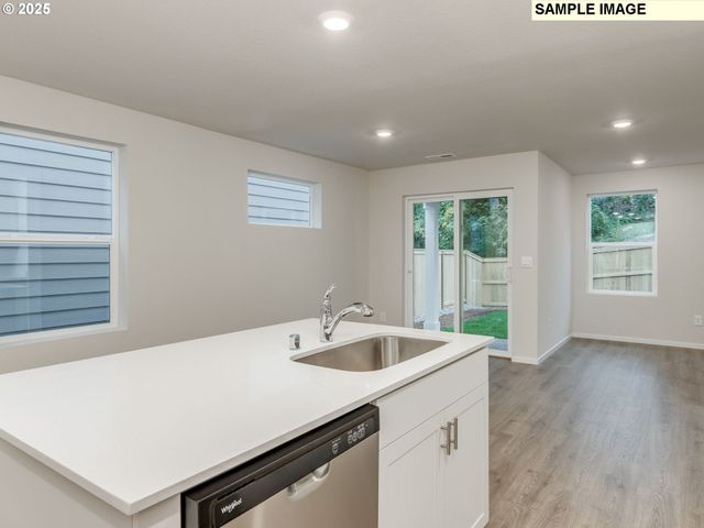 17745 Se QUARRY Dr, Vancouver, WA 98683