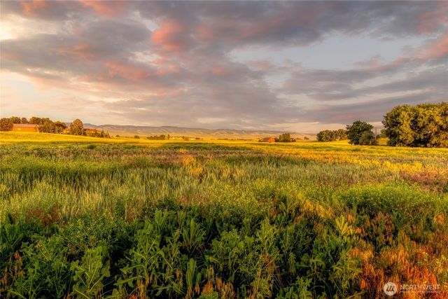 1519 Whiteley Road, Walla Walla, WA 99362