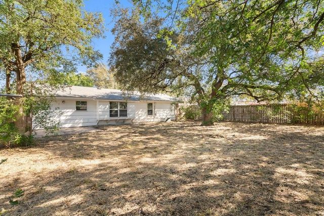 811 W Avenue I Ave, Kingsville, TX 78363