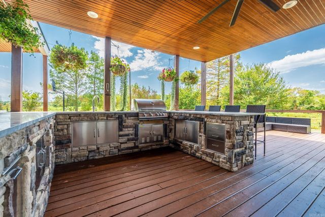 67 E Ridge Road, Mayflower, AR 72106