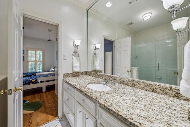 5732 Longmont Lane, Houston, TX 77057