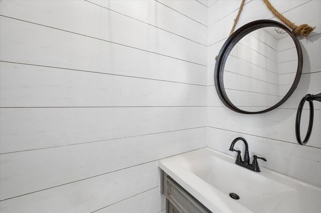 2209 Summer Reef Drive, League City, TX 77573