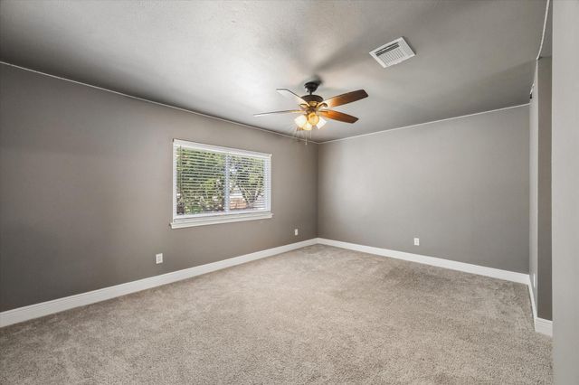 2209 Summer Reef Drive, League City, TX 77573