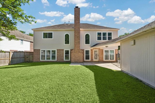 2209 Summer Reef Drive, League City, TX 77573