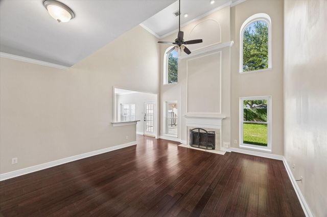 2209 Summer Reef Drive, League City, TX 77573