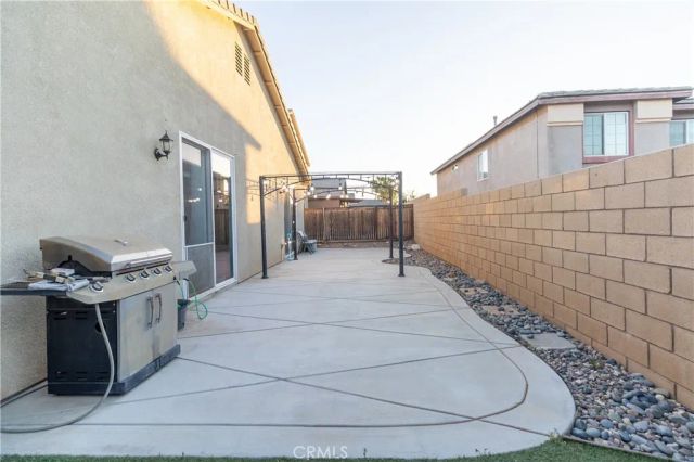 13502 Bentwood, Oak Hills, CA 92344