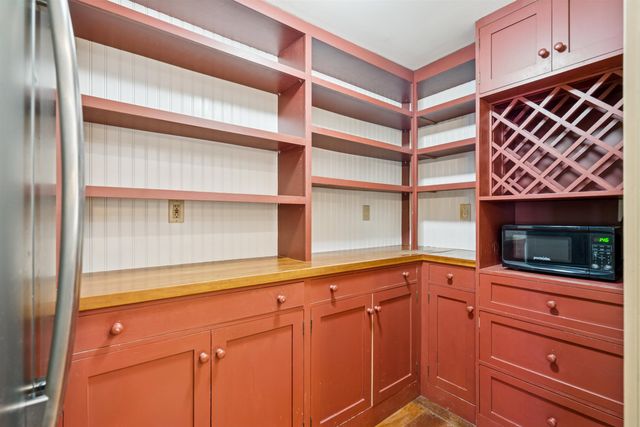 18 Elm Street, Norwich, VT 05055