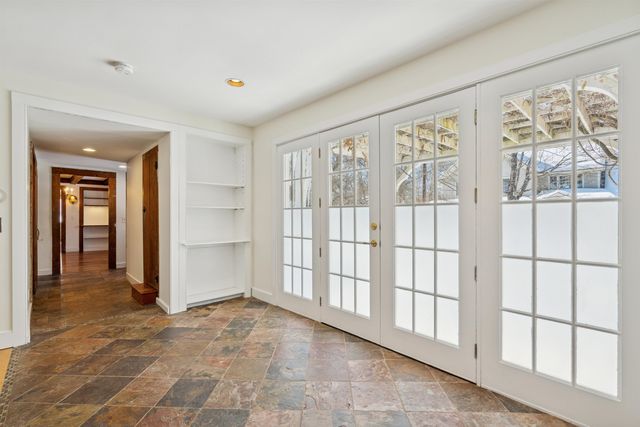 18 Elm Street, Norwich, VT 05055