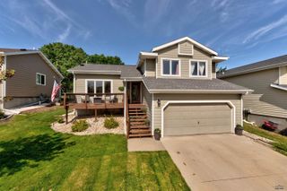 1105 RANGE VIEW CIR, Rapid City, SD 57701