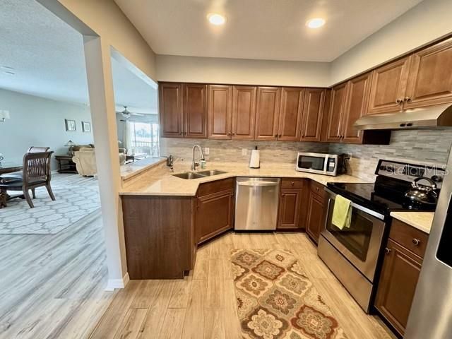 5753 AVISTA DRIVE, Sarasota, FL 34243