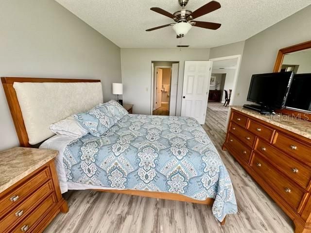 5753 AVISTA DRIVE, Sarasota, FL 34243