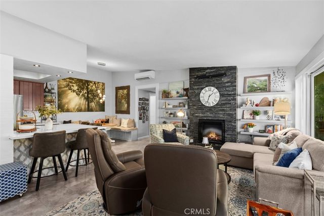 82 Calle Aragon S, Laguna Woods, CA 92637