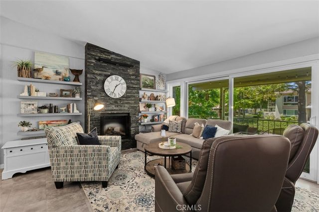 82 Calle Aragon S, Laguna Woods, CA 92637