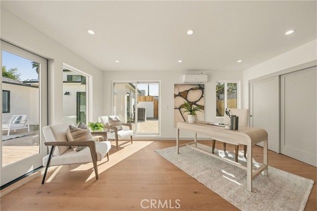 4021 Beethoven, Los Angeles, CA 90066