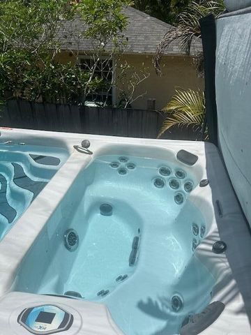727 Penn Street Apt 2, West Palm Beach, FL 33401