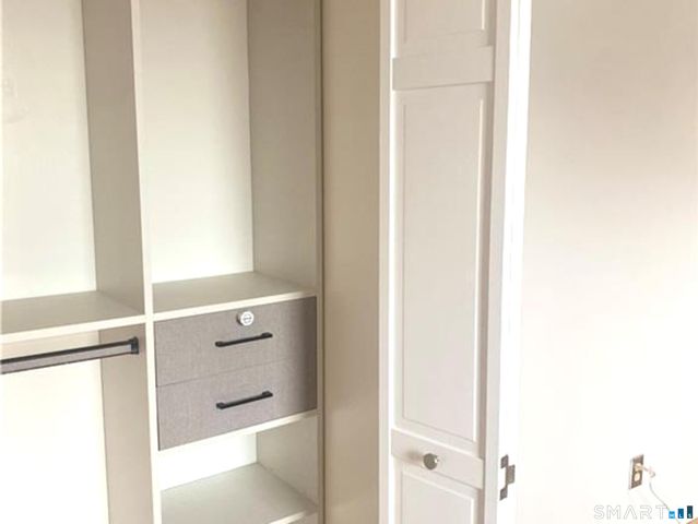 1283 Hope Street APT 3, Stamford, CT 06907