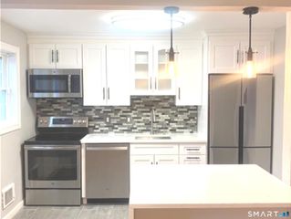 1283 Hope Street APT 3, Stamford, CT 06907