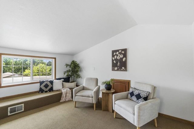 W207S8286 Hillendale DRIVE, Muskego, WI 53150