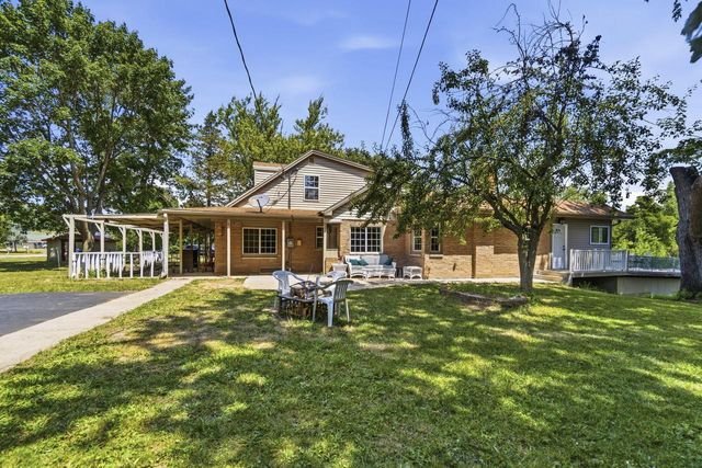 W207S8286 Hillendale DRIVE, Muskego, WI 53150