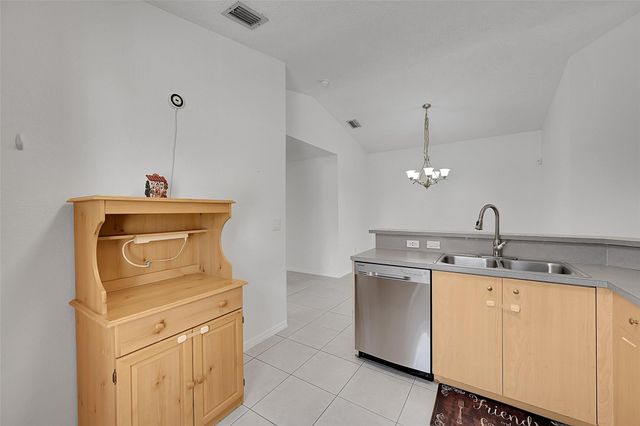5361 NW 90th Avenue, Sunrise, FL 33351