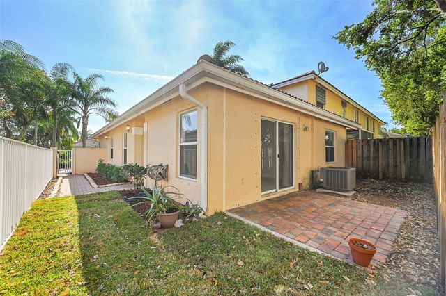 5361 NW 90th Avenue, Sunrise, FL 33351