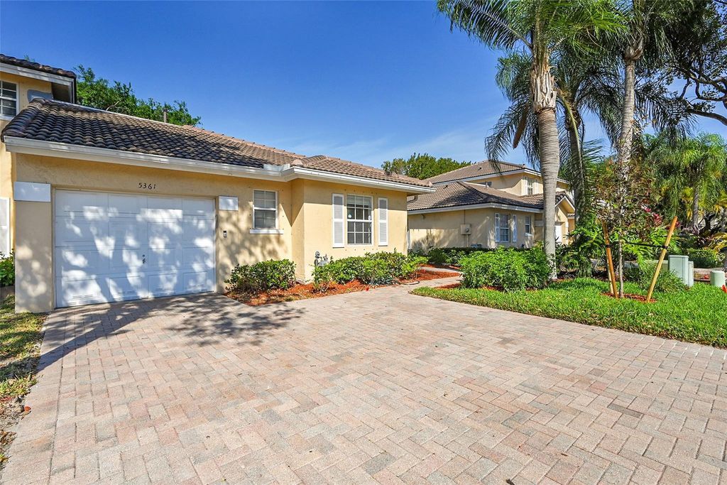 5361 NW 90th Avenue, Sunrise, FL 33351