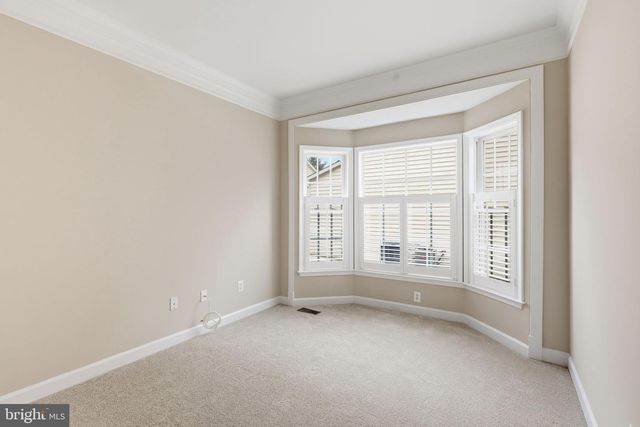 6417 MORVEN PARK LN, Gainesville, VA 20155