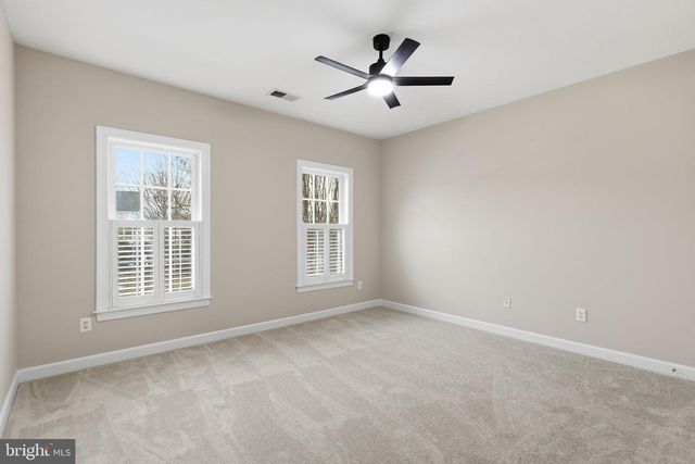 6417 MORVEN PARK LN, Gainesville, VA 20155