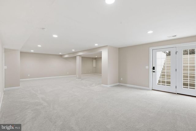 6417 MORVEN PARK LN, Gainesville, VA 20155