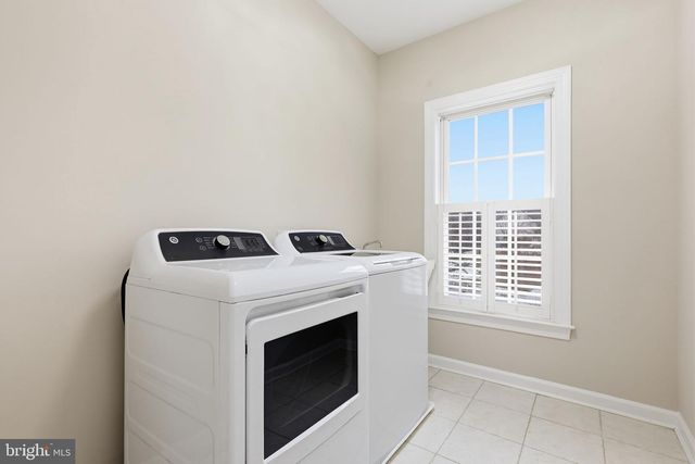 6417 MORVEN PARK LN, Gainesville, VA 20155