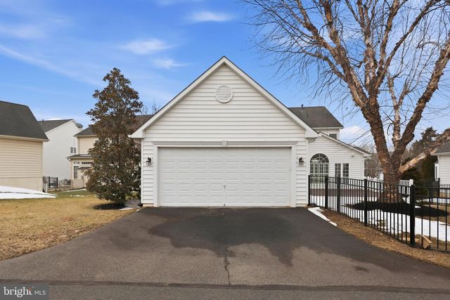 6417 MORVEN PARK LN, Gainesville, VA 20155