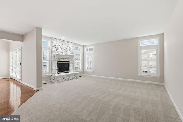 6417 MORVEN PARK LN, Gainesville, VA 20155