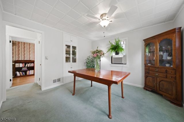 34 Zimmer Ave, Midland Park Boro, NJ 07432