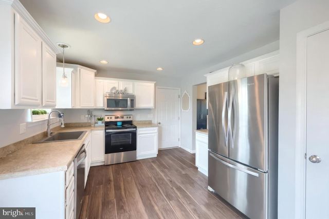220 W CREST VIEW LN, Gettysburg, PA 17325