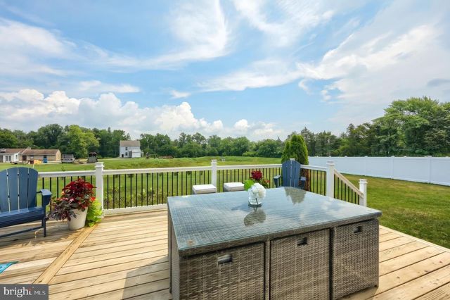 220 W CREST VIEW LN, Gettysburg, PA 17325