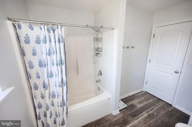 220 W CREST VIEW LN, Gettysburg, PA 17325