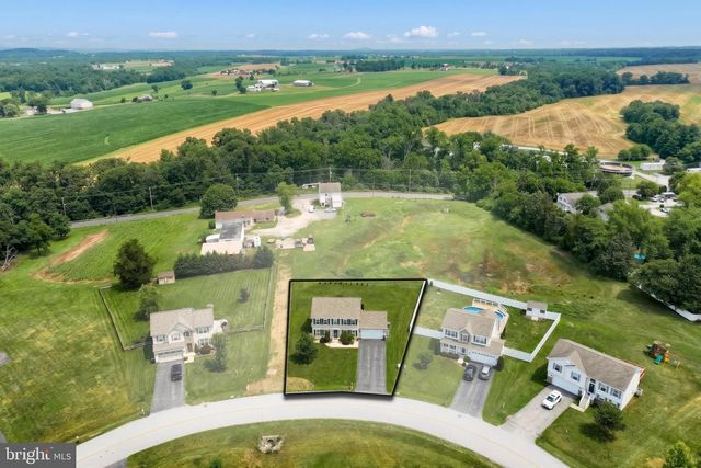 220 W CREST VIEW LN, Gettysburg, PA 17325