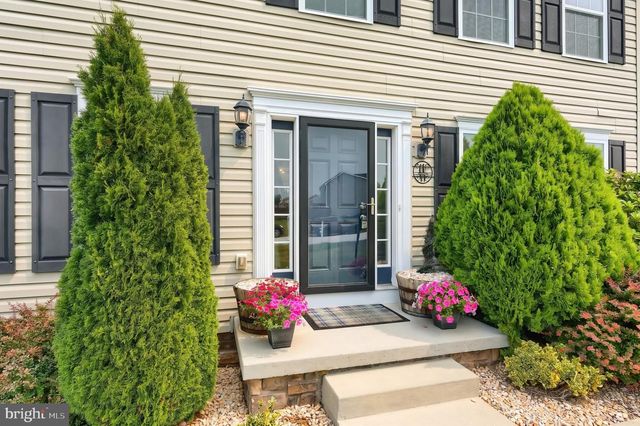 220 W CREST VIEW LN, Gettysburg, PA 17325