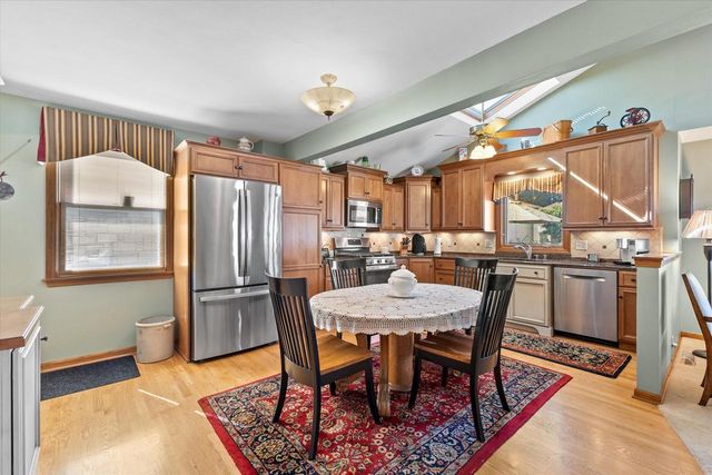 2829 S 46th STREET, Milwaukee, WI 53219