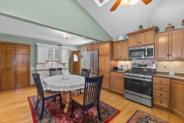 2829 S 46th STREET, Milwaukee, WI 53219