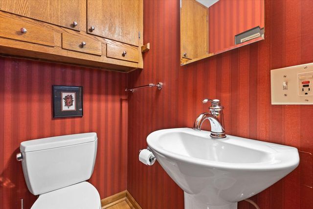 2829 S 46th STREET, Milwaukee, WI 53219